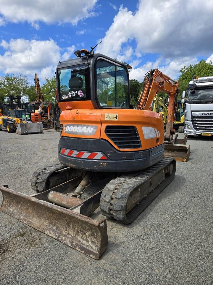 Doosan DX 62 R - Minigraafmachine: afbeelding 4 Doosan DX 62 R - Minigraafmachine: afbeelding 4
