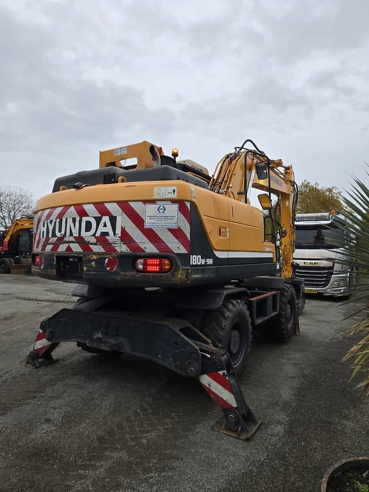 Hyundai R 180W-9A - Mobiele graafmachine: afbeelding 4 Hyundai R 180W-9A - Mobiele graafmachine: afbeelding 4