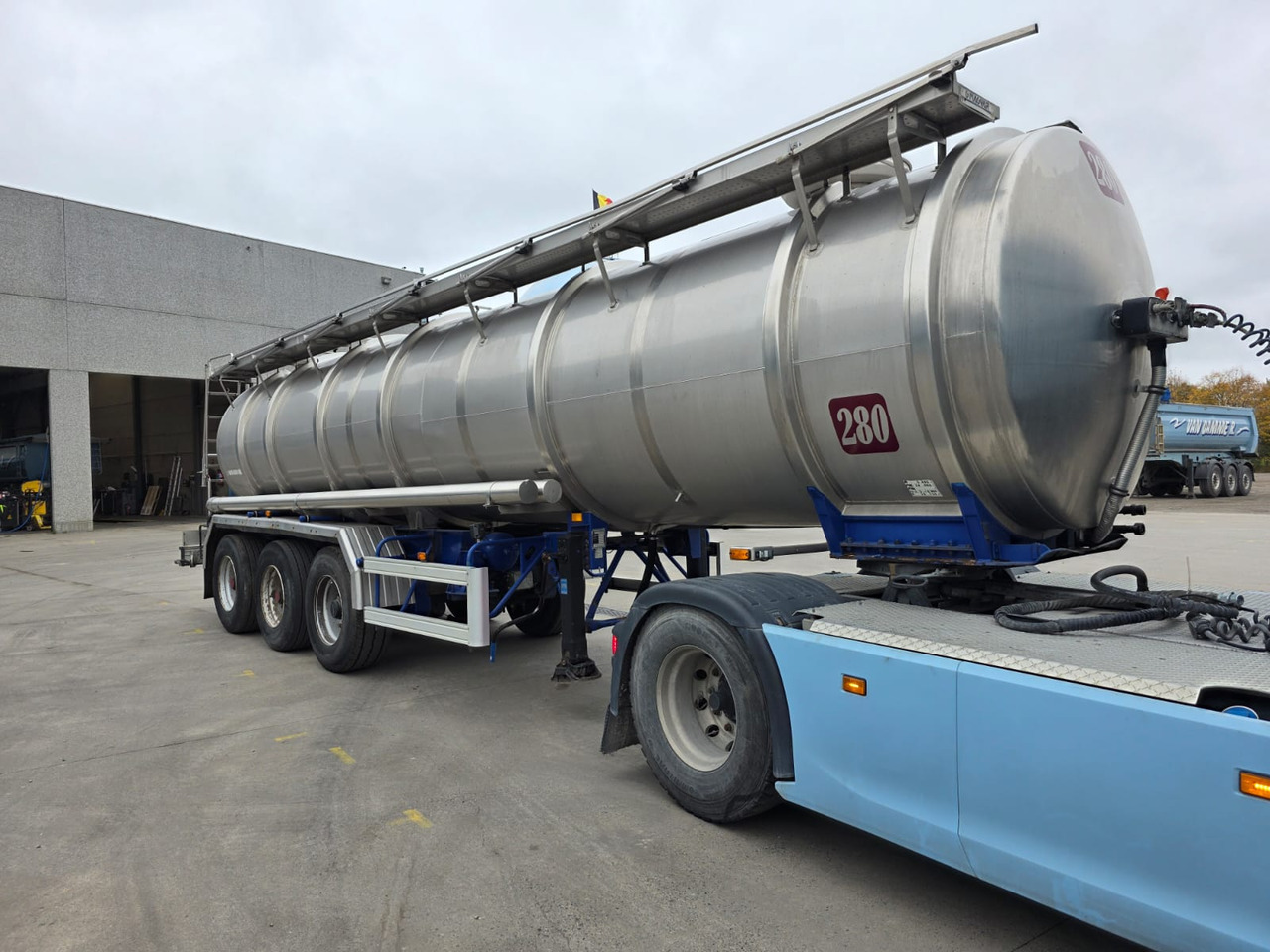 MAGYAR - Tankoplegger: afbeelding 2 MAGYAR - Tankoplegger: afbeelding 2