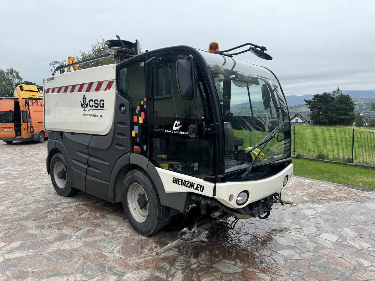 MATHIEU Grand Aquadyne 4000 water truck sprayer HP washer - Veegwagen: afbeelding 1 MATHIEU Grand Aquadyne 4000 water truck sprayer HP washer - Veegwagen: afbeelding 1