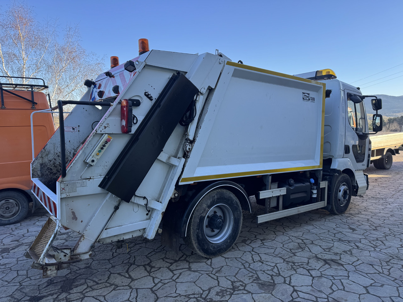 Renault Midlum 180 DXi - Vuilniswagen: afbeelding 4 Renault Midlum 180 DXi - Vuilniswagen: afbeelding 4