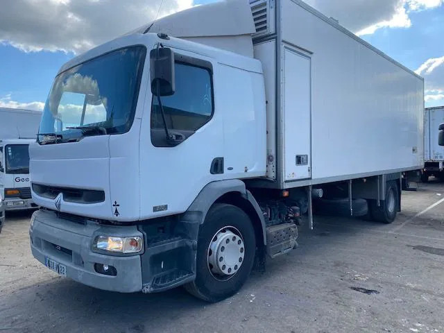 Renault 270 DCI - Koelwagen vrachtwagen: afbeelding 1 Renault 270 DCI - Koelwagen vrachtwagen: afbeelding 1
