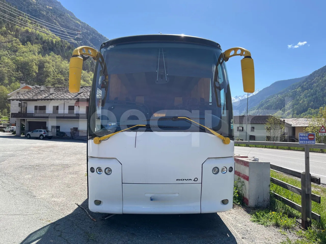 Bundle di 2 mezzi Bova B V - Magiq Guangtong - Guangtong G - Streekbus: afbeelding 2 Bundle di 2 mezzi Bova B V - Magiq Guangtong - Guangtong G - Streekbus: afbeelding 2