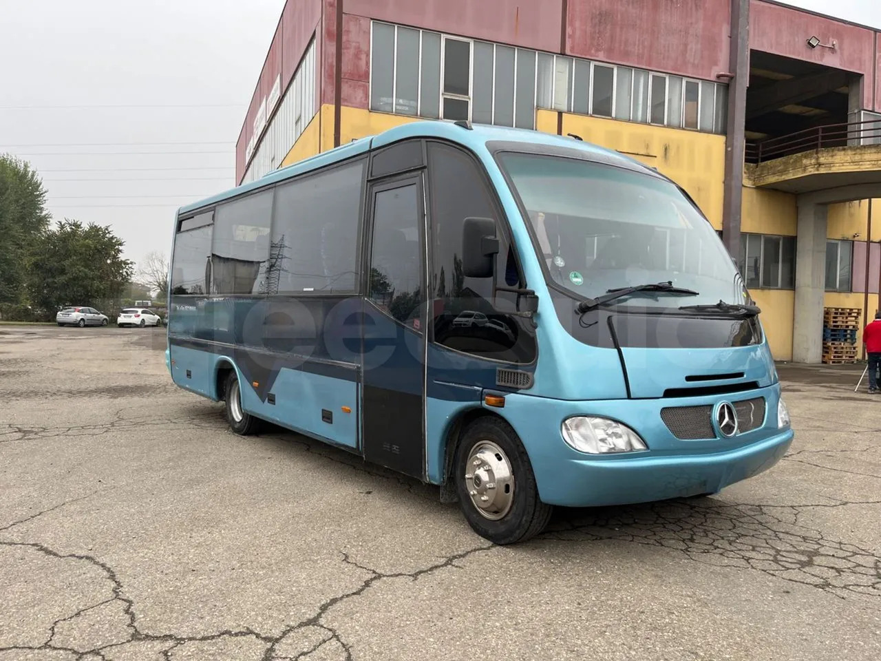 Mercedes-Benz Beluga - Bus: afbeelding 1 Mercedes-Benz Beluga - Bus: afbeelding 1