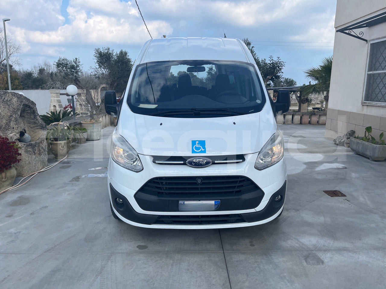 Ford Transit - Touringcar: afbeelding 2 Ford Transit - Touringcar: afbeelding 2