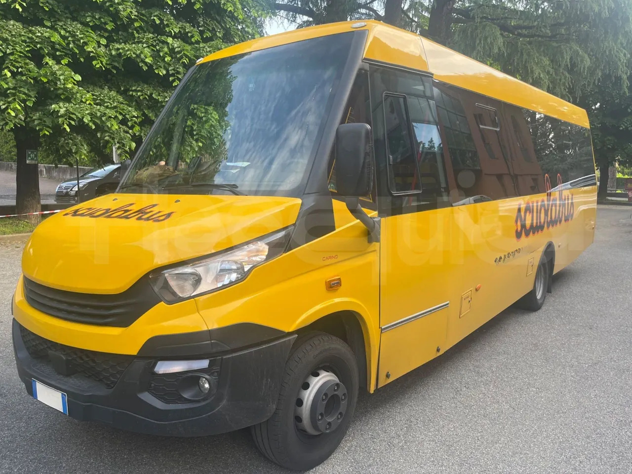 Iveco 70C14G - Schoolbus: afbeelding 4 Iveco 70C14G - Schoolbus: afbeelding 4