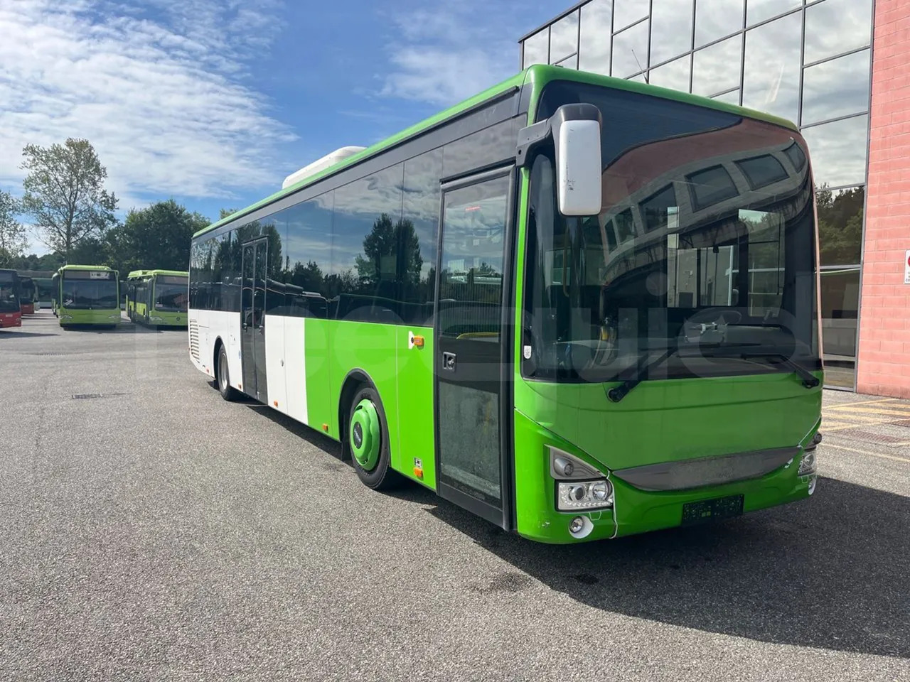 Iveco Crossway - Stadsbus: afbeelding 1 Iveco Crossway - Stadsbus: afbeelding 1