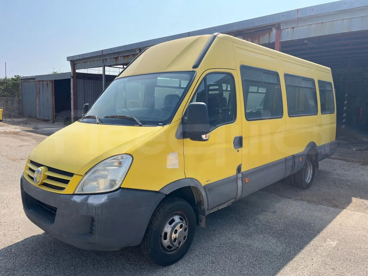 Iveco Daily - Schoolbus: afbeelding 4 Iveco Daily - Schoolbus: afbeelding 4
