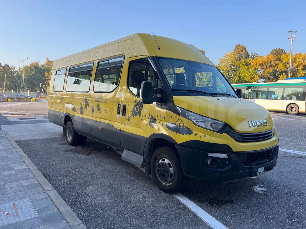 Iveco Daily - Schoolbus: afbeelding 1 Iveco Daily - Schoolbus: afbeelding 1