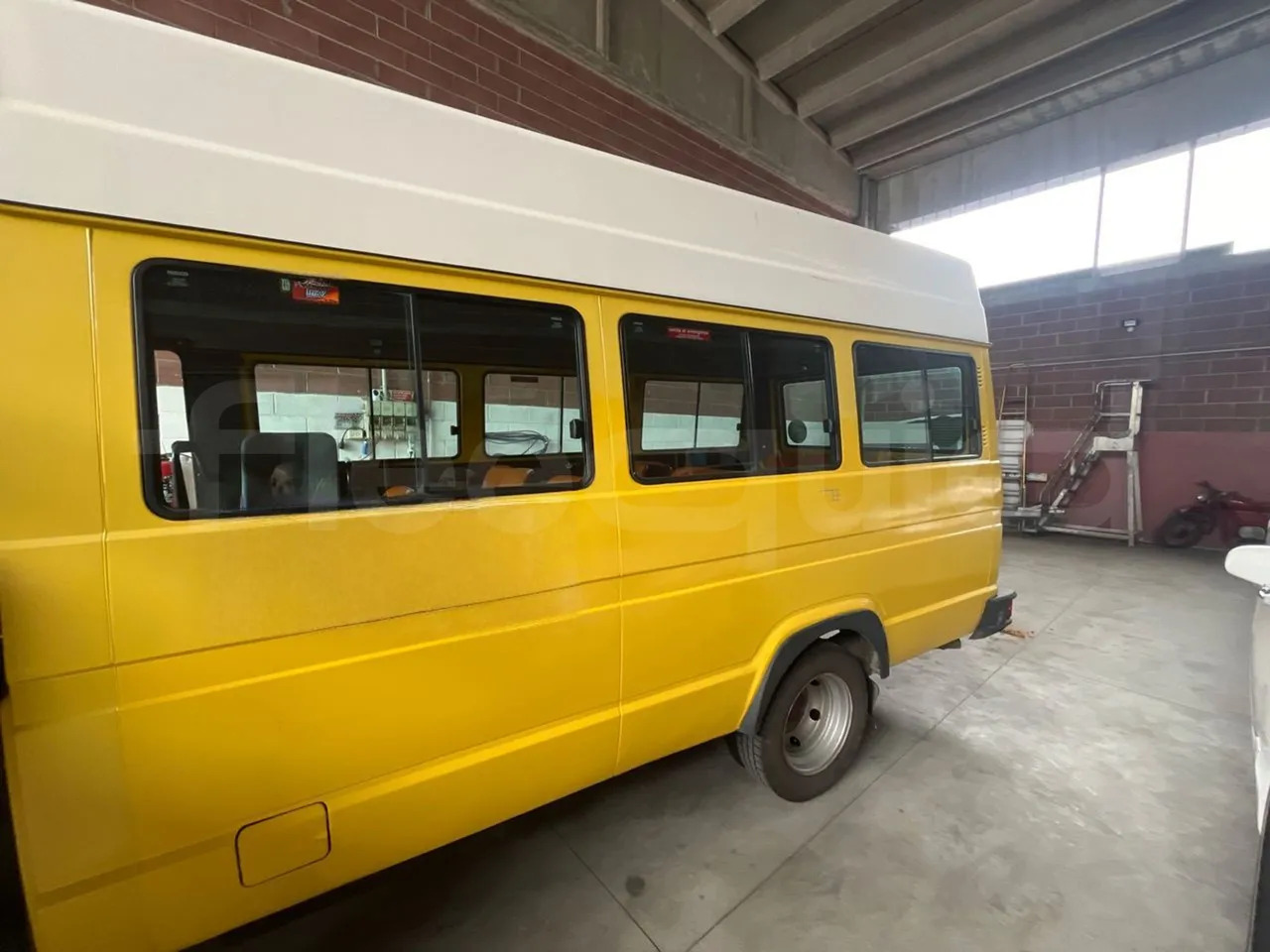 Iveco Daily - Schoolbus: afbeelding 5 Iveco Daily - Schoolbus: afbeelding 5