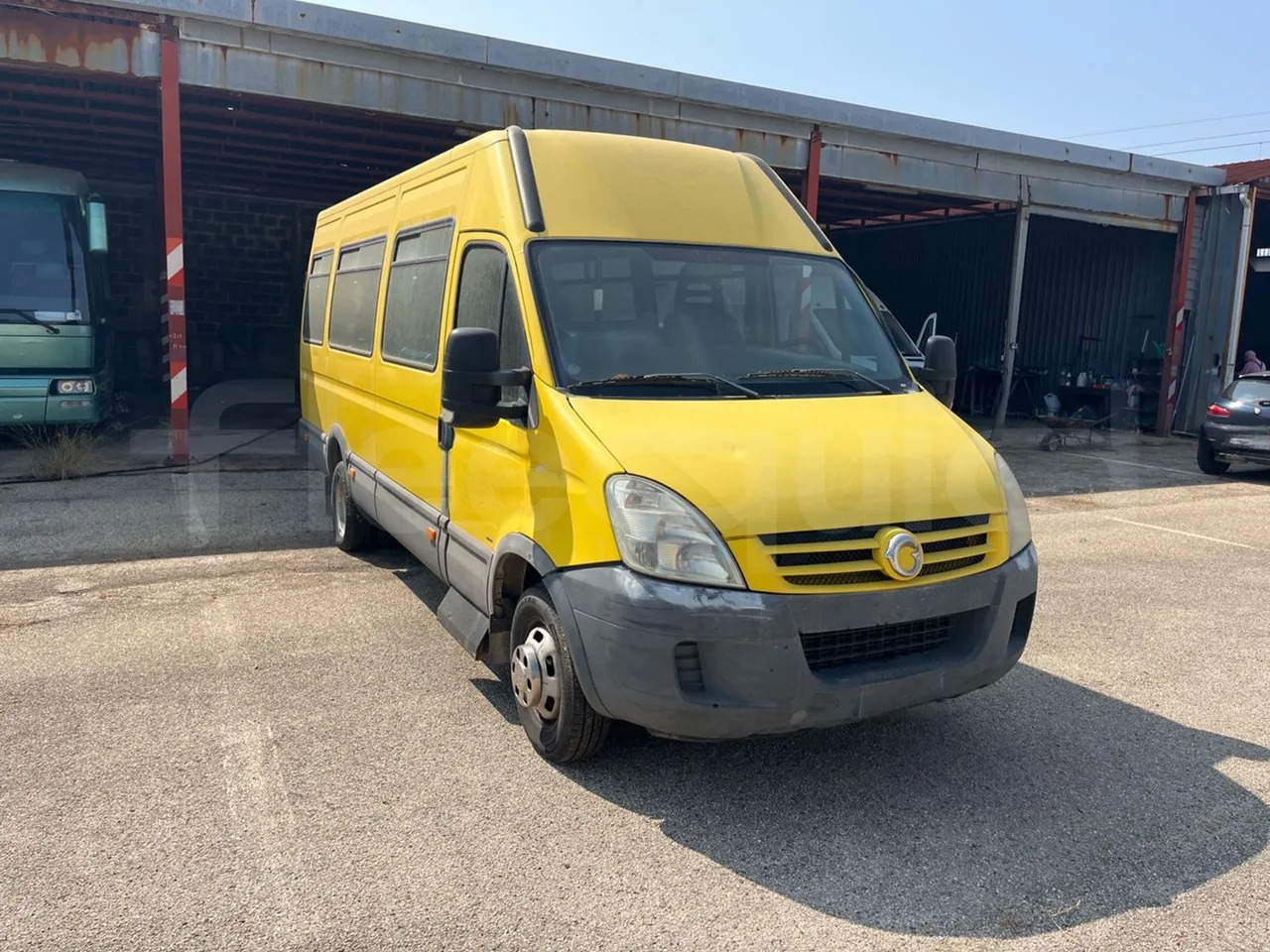 Iveco Daily - Schoolbus: afbeelding 1 Iveco Daily - Schoolbus: afbeelding 1