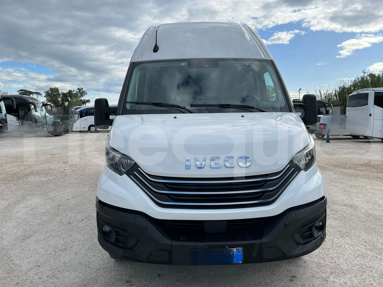 Iveco Daily - Minibus, Personenvervoer: afbeelding 1 Iveco Daily - Minibus, Personenvervoer: afbeelding 1