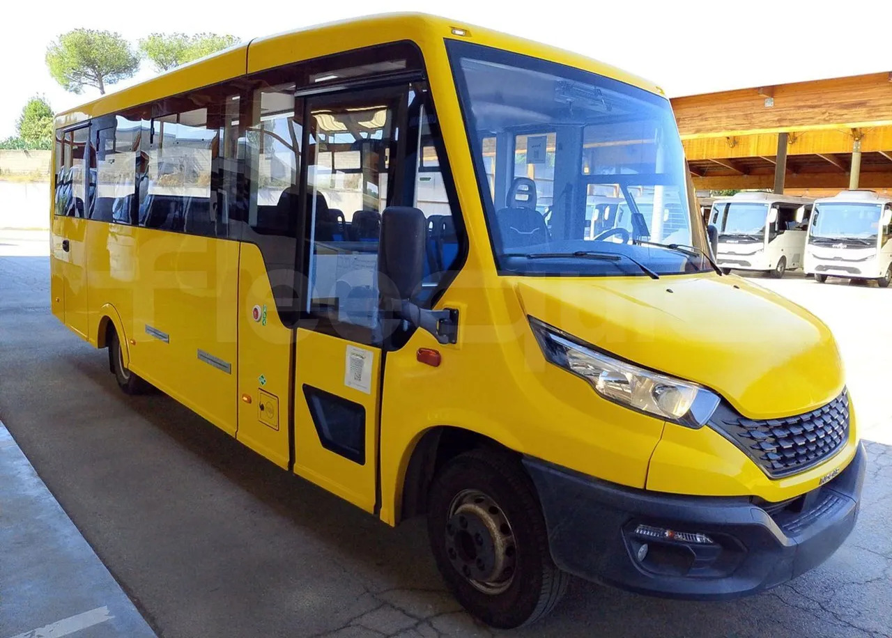 Iveco Indcar - Schoolbus: afbeelding 1 Iveco Indcar - Schoolbus: afbeelding 1