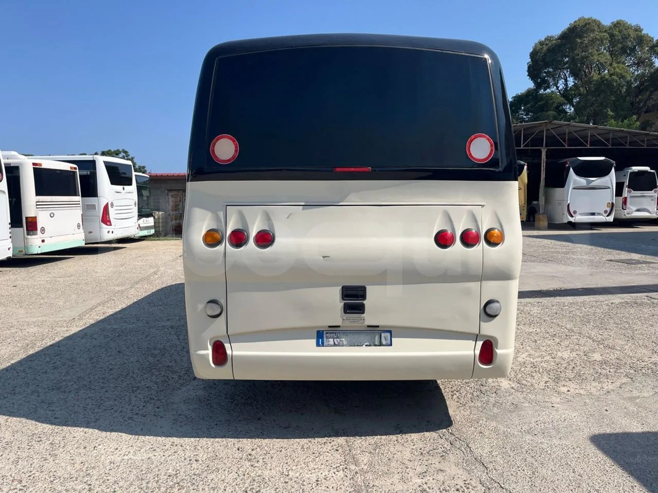 Mercedes-Benz MB 818 S - Touringcar: afbeelding 5 Mercedes-Benz MB 818 S - Touringcar: afbeelding 5