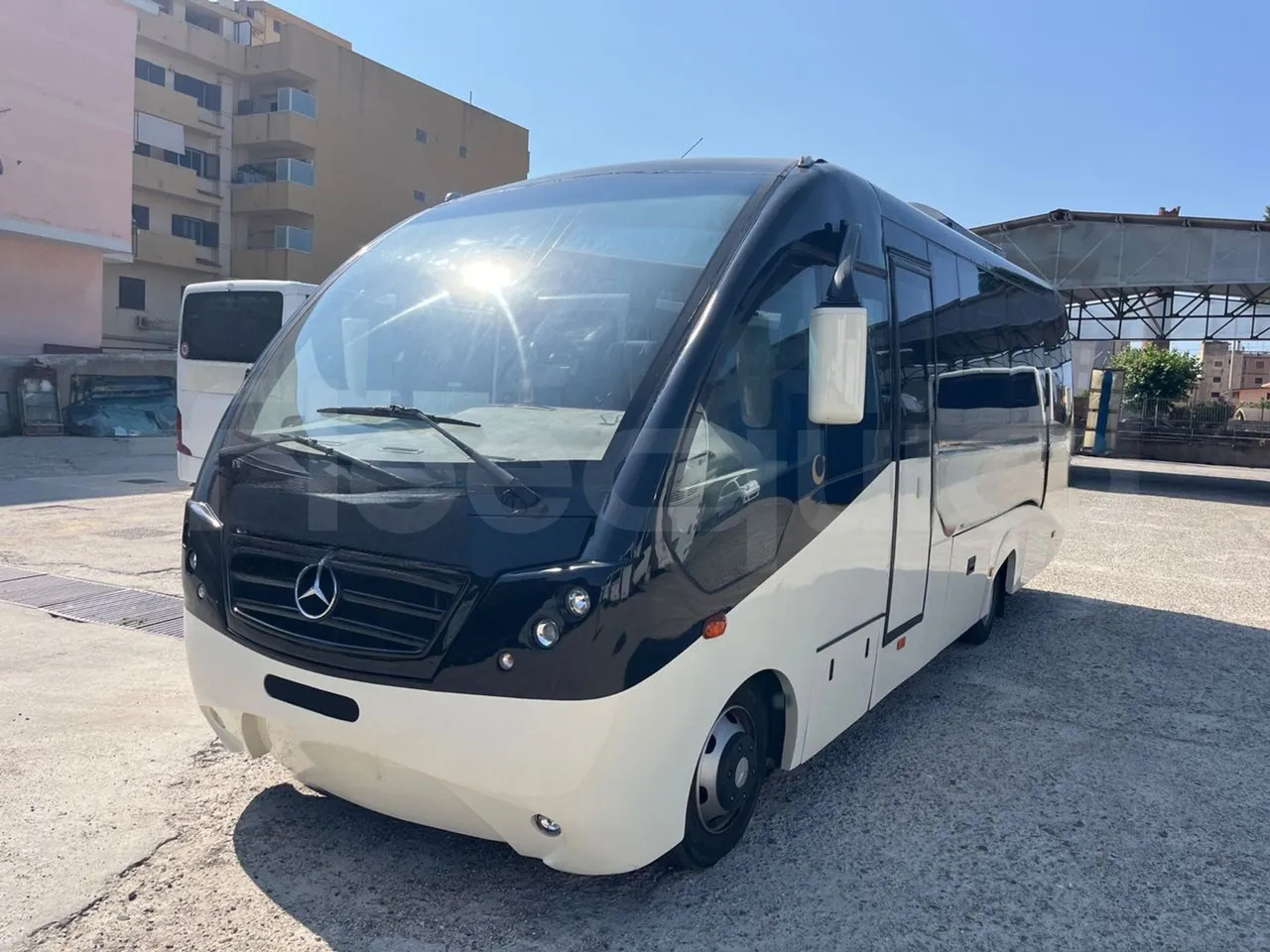 Mercedes-Benz MB 818 S - Touringcar: afbeelding 4 Mercedes-Benz MB 818 S - Touringcar: afbeelding 4