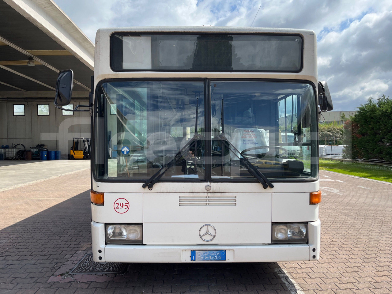 Mercedes-Benz O 405N2 - Streekbus: afbeelding 2 Mercedes-Benz O 405N2 - Streekbus: afbeelding 2