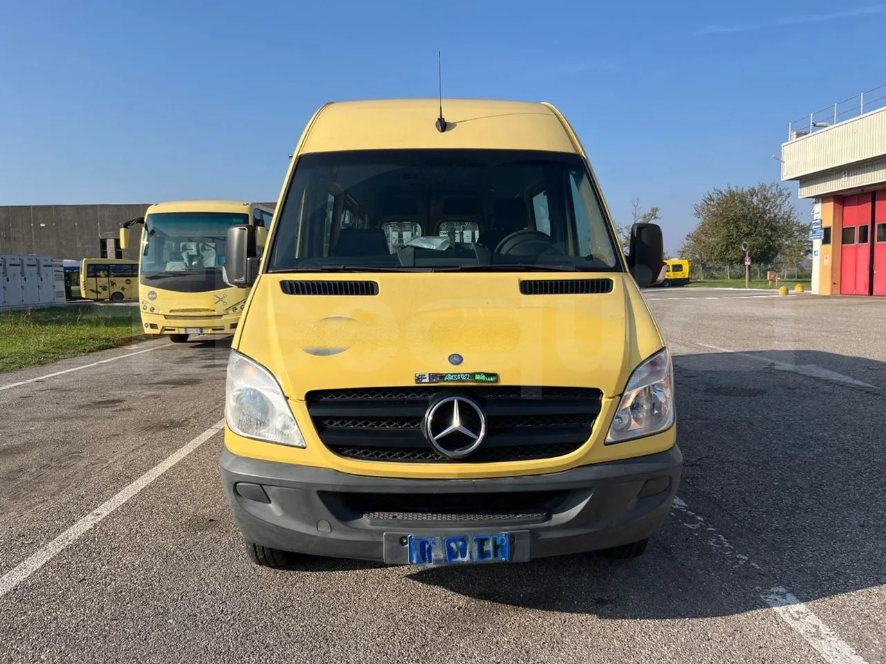 Mercedes-Benz Sprinter - Schoolbus: afbeelding 2 Mercedes-Benz Sprinter - Schoolbus: afbeelding 2