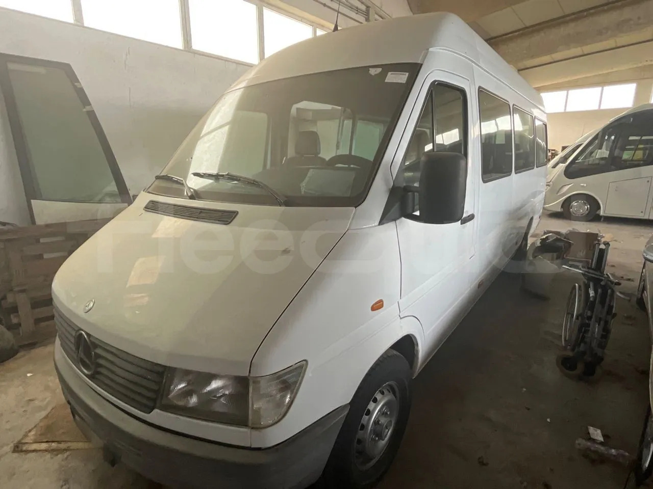 Mercedes-Benz Sprinter - Minibus, Personenvervoer: afbeelding 4 Mercedes-Benz Sprinter - Minibus, Personenvervoer: afbeelding 4