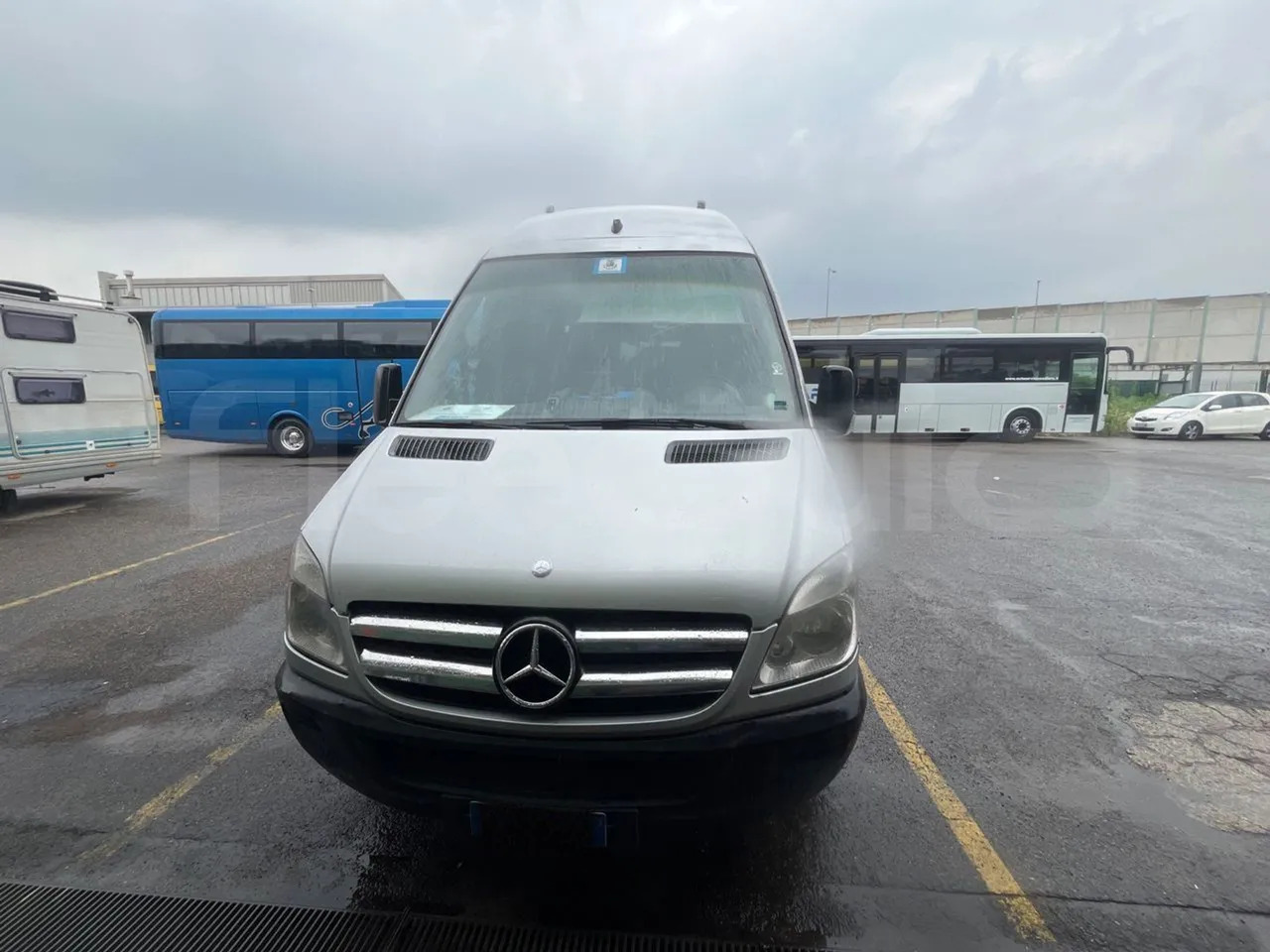 Mercedes-Benz Sprinter - Minibus, Personenvervoer: afbeelding 2 Mercedes-Benz Sprinter - Minibus, Personenvervoer: afbeelding 2