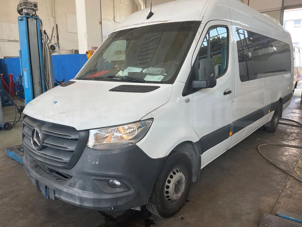 Mercedes-Benz Sprinter - Minibus, Personenvervoer: afbeelding 4 Mercedes-Benz Sprinter - Minibus, Personenvervoer: afbeelding 4
