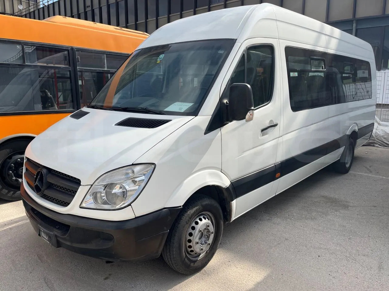 Mercedes-Benz Sprinter - Minibus, Personenvervoer: afbeelding 4 Mercedes-Benz Sprinter - Minibus, Personenvervoer: afbeelding 4