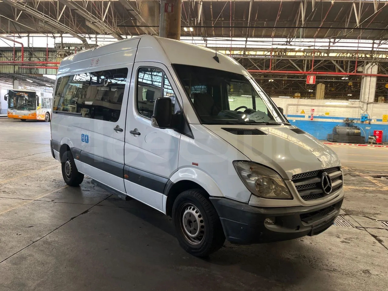 Mercedes-Benz Sprinter - Minibus, Personenvervoer: afbeelding 1 Mercedes-Benz Sprinter - Minibus, Personenvervoer: afbeelding 1