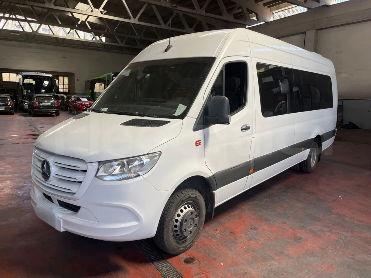 Mercedes-Benz Sprinter - Minibus, Personenvervoer: afbeelding 4 Mercedes-Benz Sprinter - Minibus, Personenvervoer: afbeelding 4
