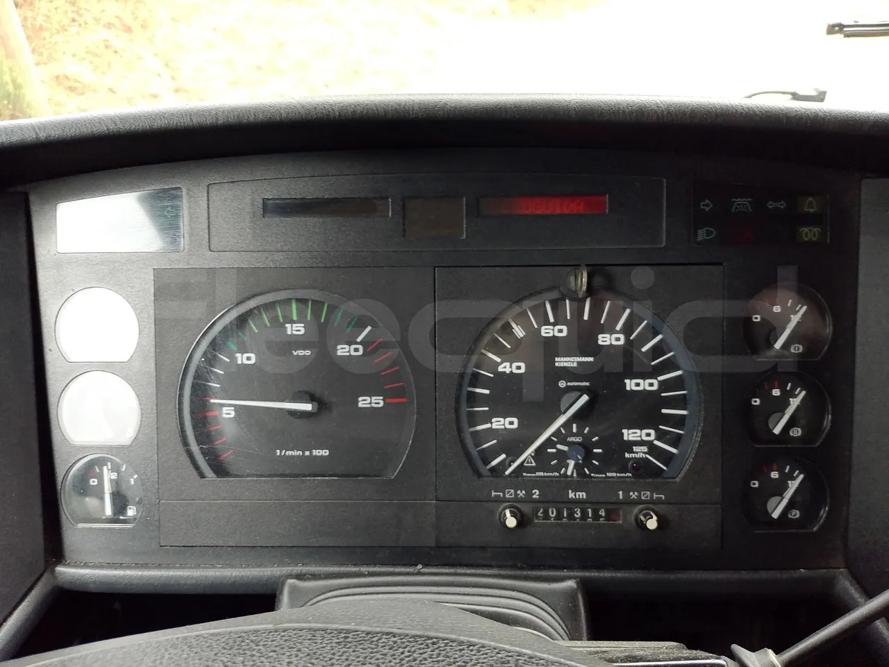 Setra S328 - Touringcar: afbeelding 3 Setra S328 - Touringcar: afbeelding 3