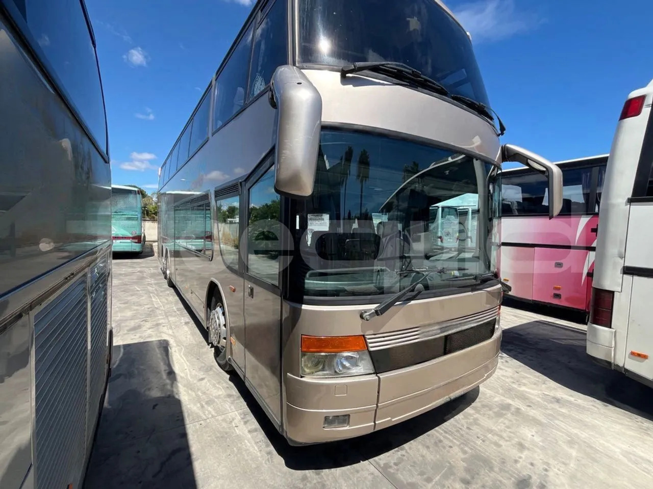 Setra S328 - Touringcar: afbeelding 1 Setra S328 - Touringcar: afbeelding 1