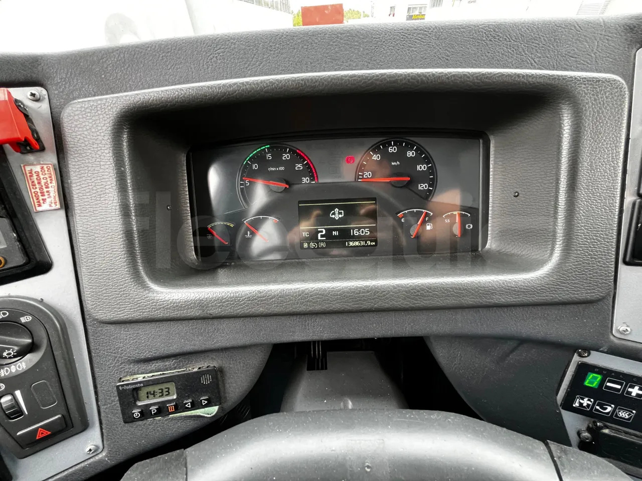 Volvo B12B - Touringcar: afbeelding 3 Volvo B12B - Touringcar: afbeelding 3