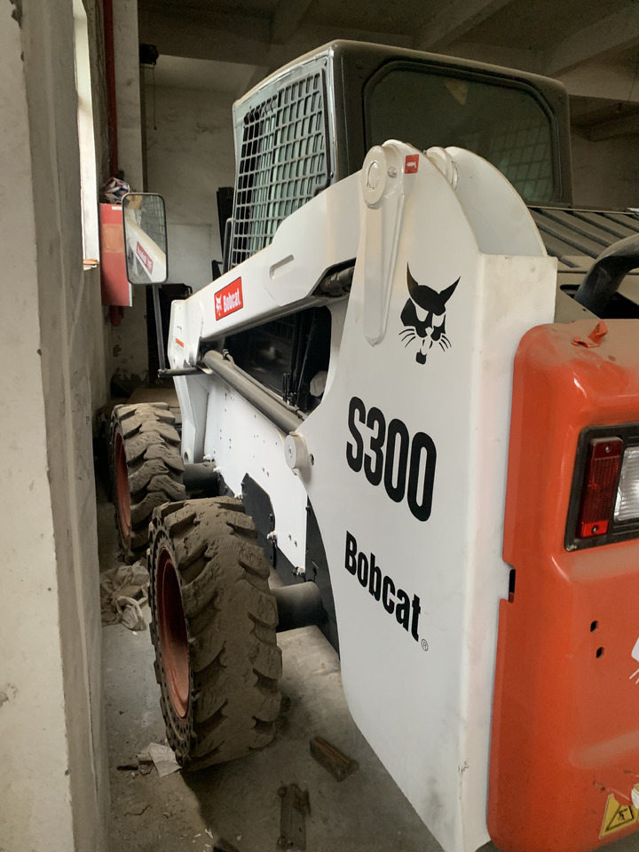 BOBCAT S300 - Schranklader: afbeelding 3 BOBCAT S300 - Schranklader: afbeelding 3