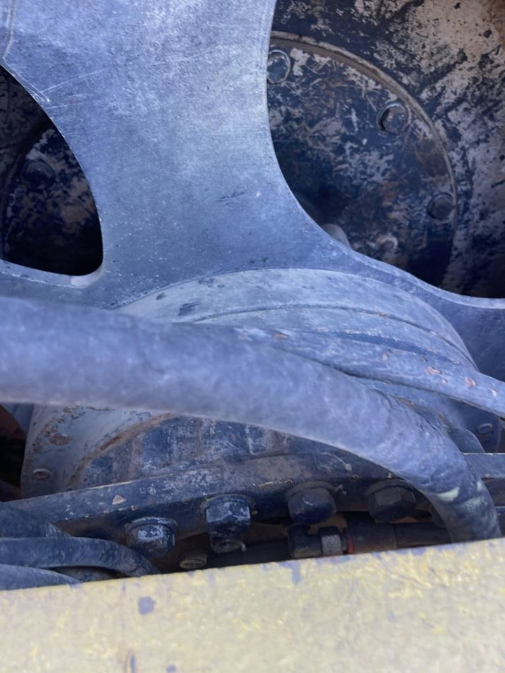 Bomag 226-4 - Schapenpootwals/ Grondverdichter: afbeelding 4 Bomag 226-4 - Schapenpootwals/ Grondverdichter: afbeelding 4