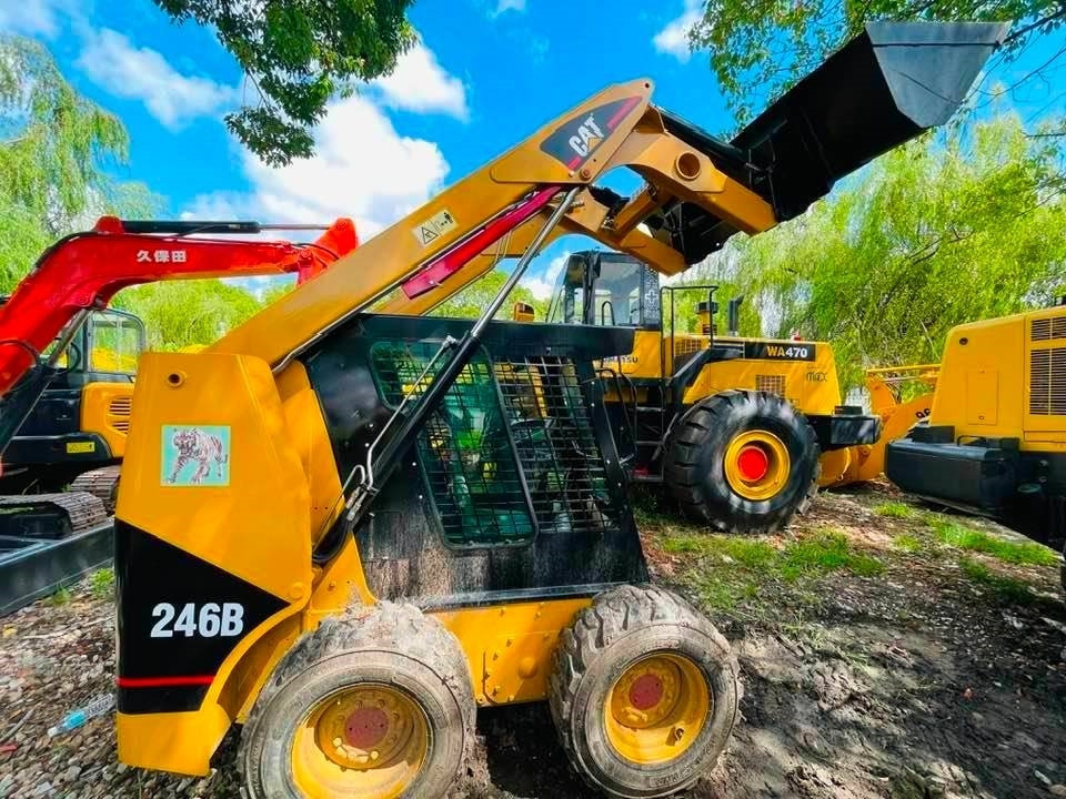CAT 246B - Schranklader: afbeelding 1 CAT 246B - Schranklader: afbeelding 1