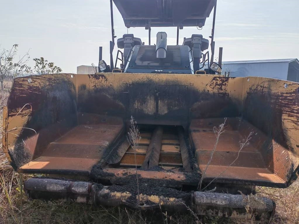 CAT AP655F  - Asfaltafwerkmachine: afbeelding 2 CAT AP655F  - Asfaltafwerkmachine: afbeelding 2