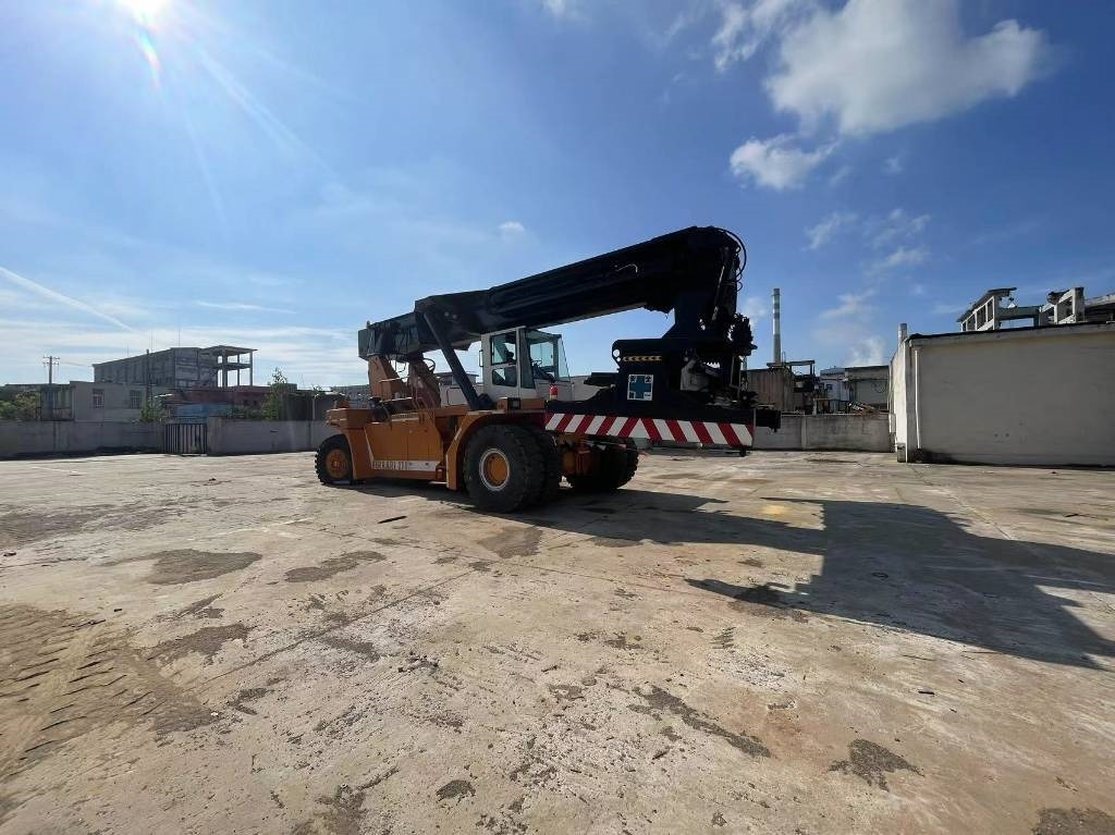 CVS Ferrari F 278 - Reach stacker: afbeelding 2 CVS Ferrari F 278 - Reach stacker: afbeelding 2