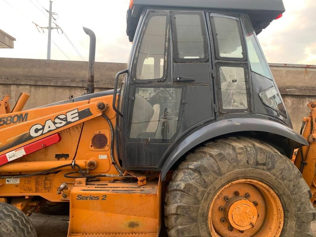 Case 580 M - Graaflaadmachine: afbeelding 2 Case 580 M - Graaflaadmachine: afbeelding 2