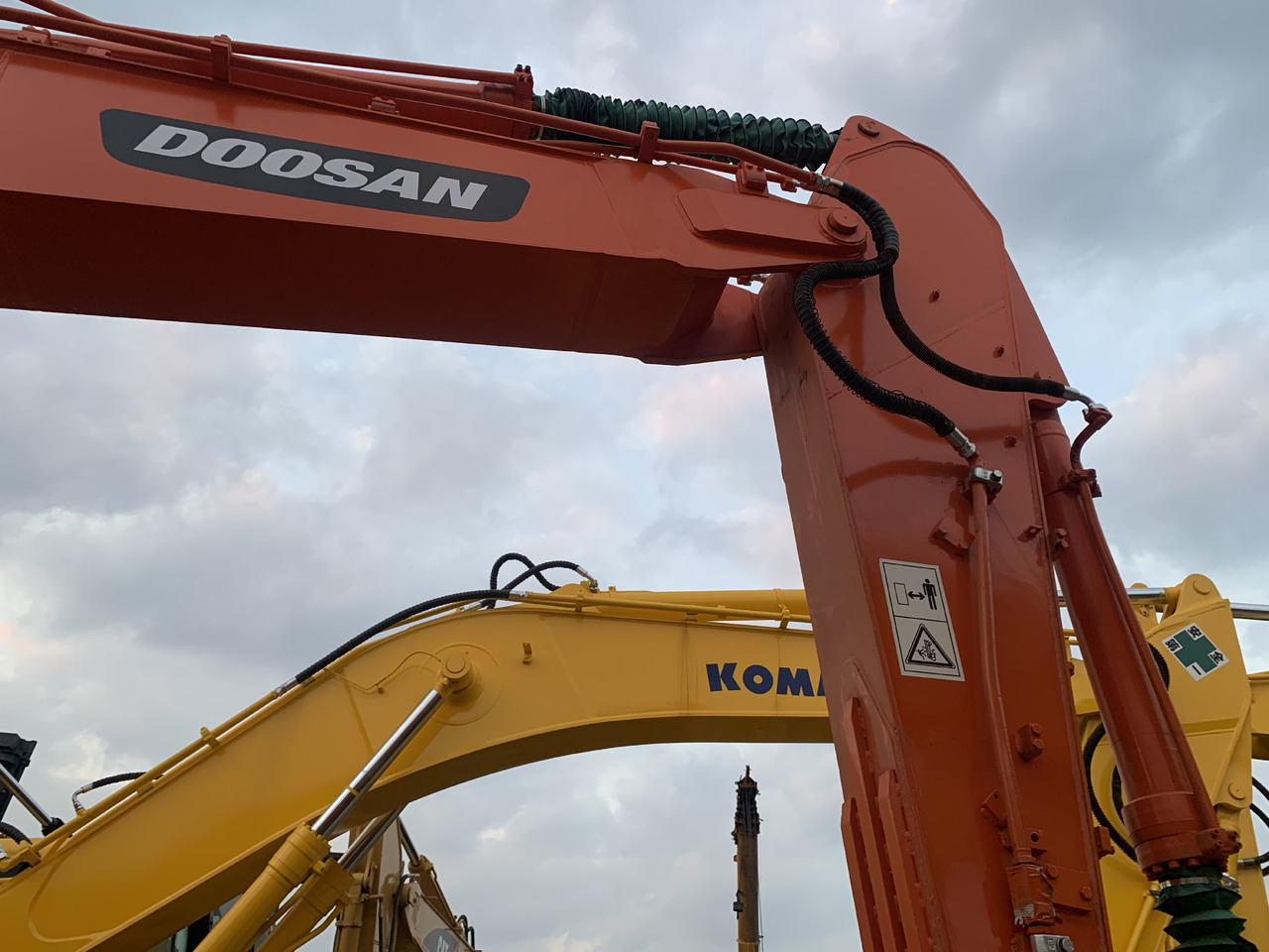 DOOSAN DX225LC - Mobiele graafmachine: afbeelding 5 DOOSAN DX225LC - Mobiele graafmachine: afbeelding 5