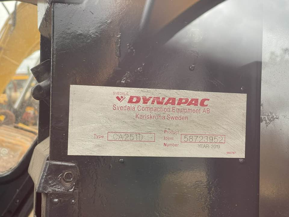 Dynapac Dynapac CA251D HASH - Asfaltwals: afbeelding 5 Dynapac Dynapac CA251D HASH - Asfaltwals: afbeelding 5