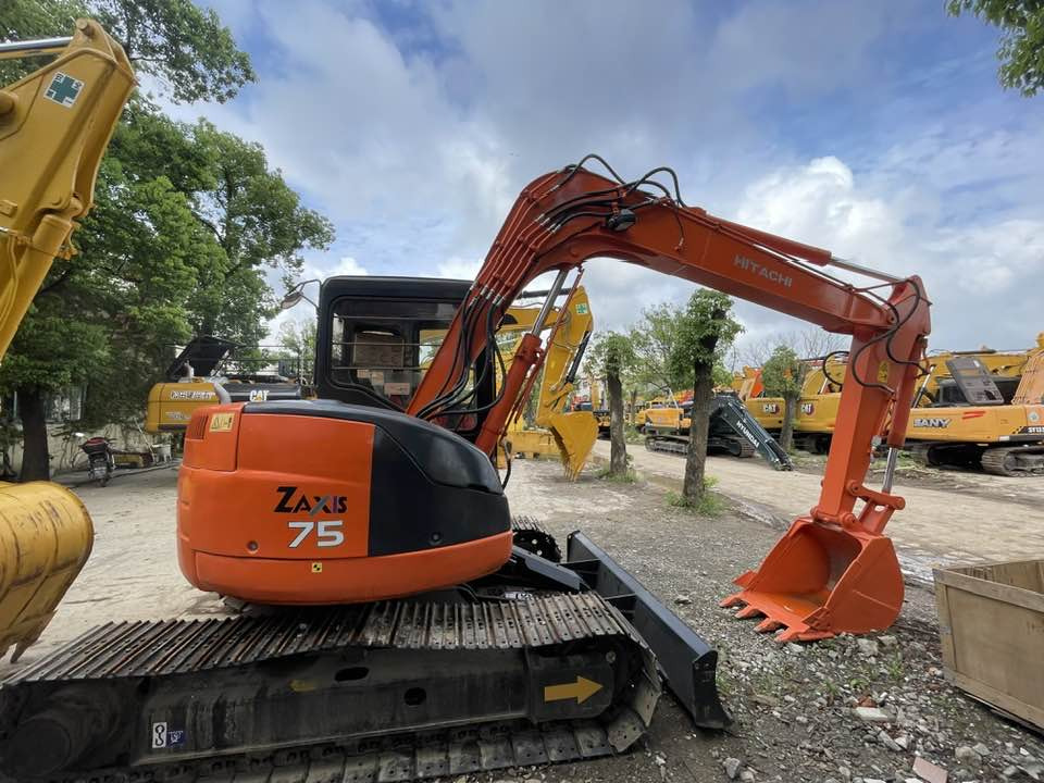 Hitachi ZAXIS 75 - Minigraafmachine: afbeelding 3 Hitachi ZAXIS 75 - Minigraafmachine: afbeelding 3
