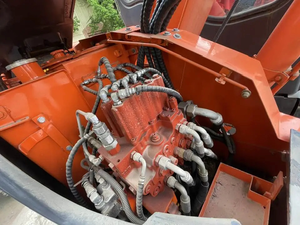 Hitachi ZX75US-7 - Minigraafmachine: afbeelding 3 Hitachi ZX75US-7 - Minigraafmachine: afbeelding 3