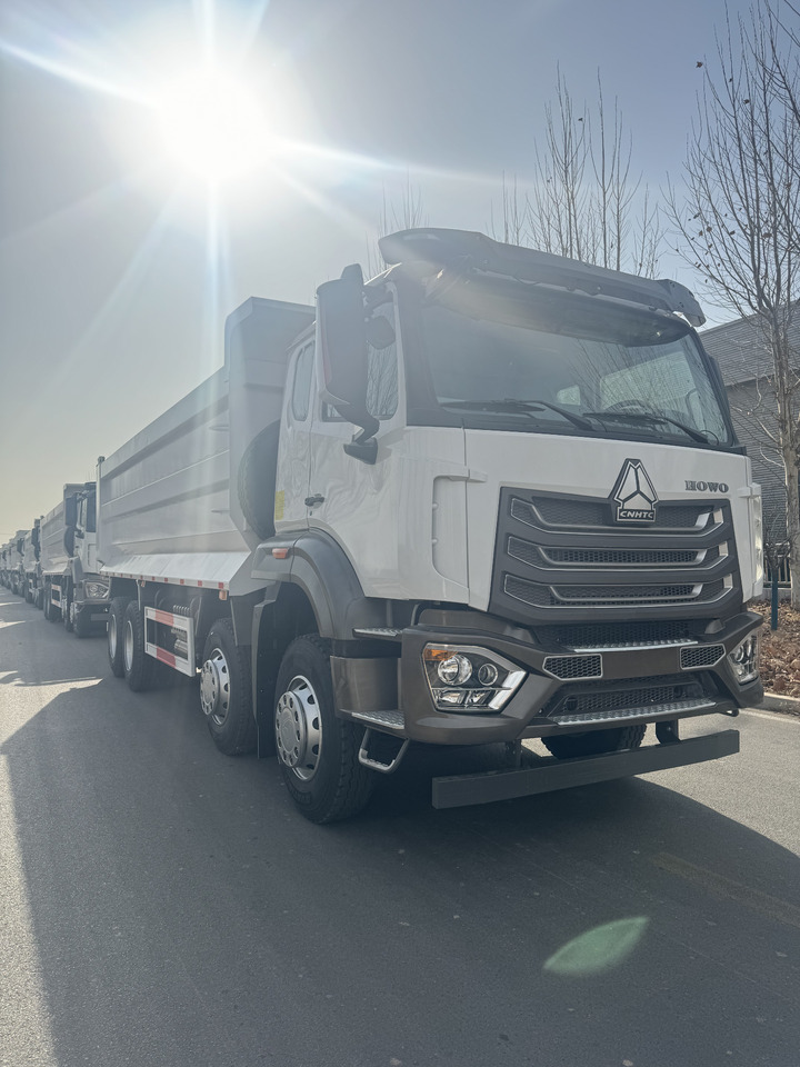 Howo 8x4 - Kiepwagen: afbeelding 3 Howo 8x4 - Kiepwagen: afbeelding 3