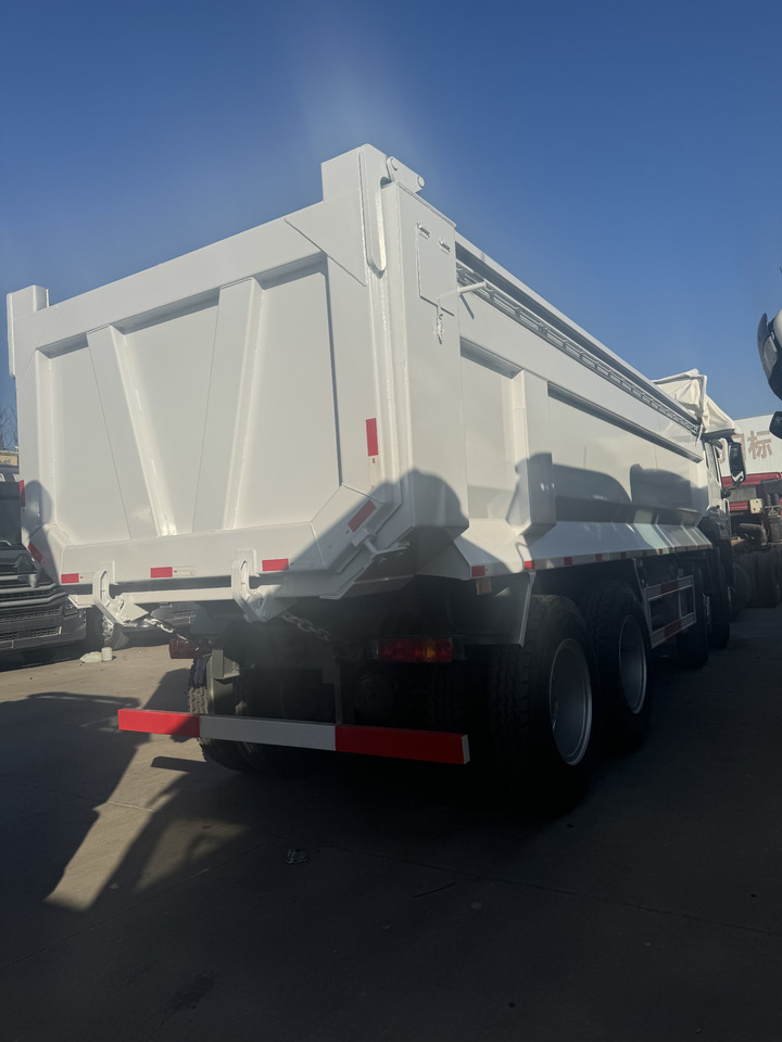 Howo 8x4 - Kiepwagen: afbeelding 5 Howo 8x4 - Kiepwagen: afbeelding 5