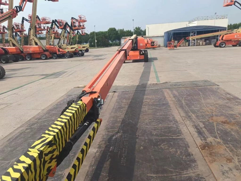 JLG 660 SJ - Telescoophoogwerker: afbeelding 2 JLG 660 SJ - Telescoophoogwerker: afbeelding 2