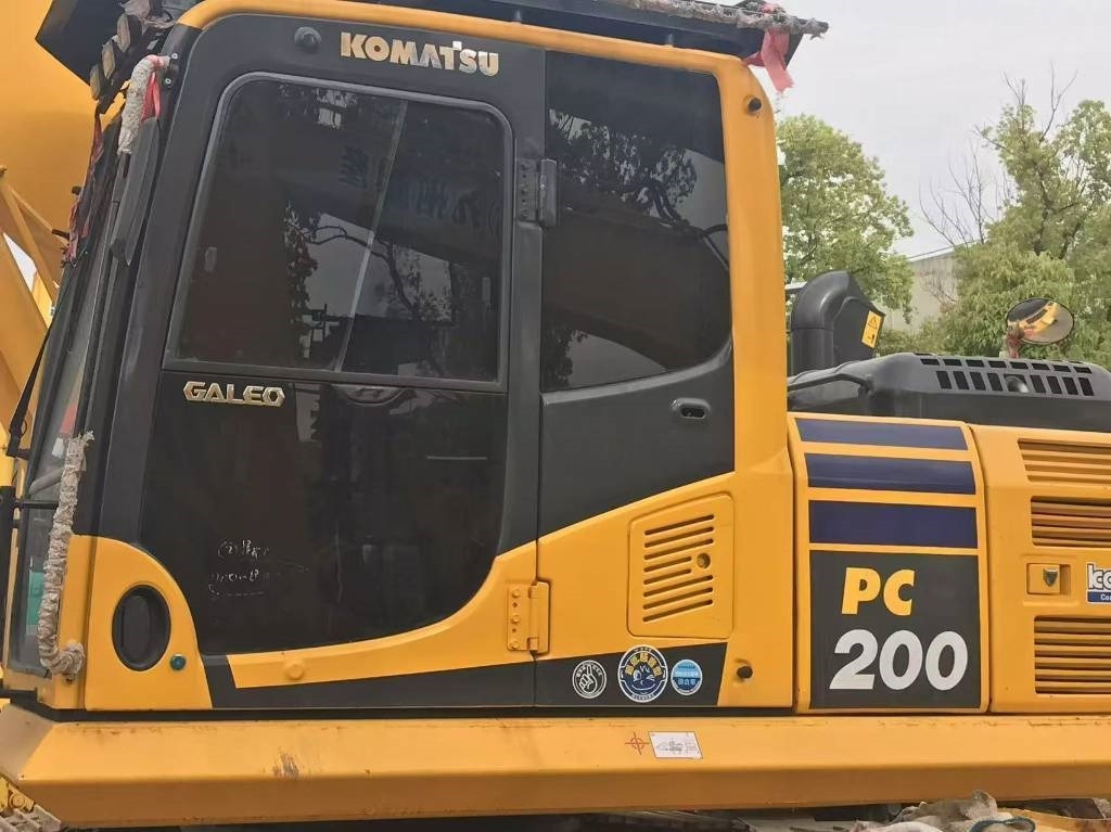 Komatsu PC 200-8 - Rupsgraafmachine: afbeelding 3 Komatsu PC 200-8 - Rupsgraafmachine: afbeelding 3
