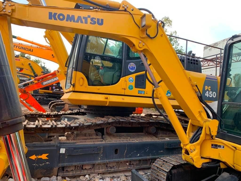 Komatsu PC 450 - Rupsgraafmachine: afbeelding 2 Komatsu PC 450 - Rupsgraafmachine: afbeelding 2