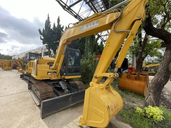 Komatsu PC70-8 - Minigraafmachine: afbeelding 1 Komatsu PC70-8 - Minigraafmachine: afbeelding 1