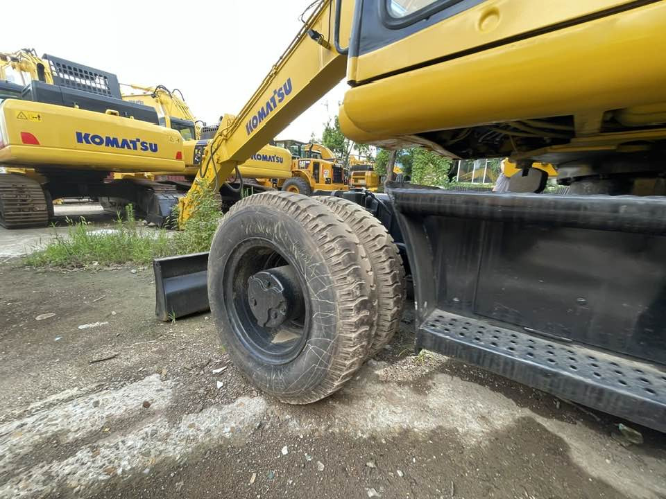 Mobiele graafmachine Komatsu PW160-8: afbeelding 15