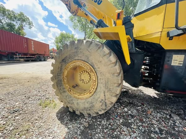 Wiellader Komatsu WA320-8: afbeelding 6