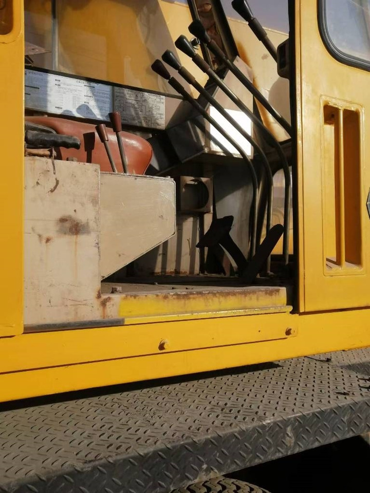 TADANO TL 300 E - Kraan: afbeelding 2 TADANO TL 300 E - Kraan: afbeelding 2