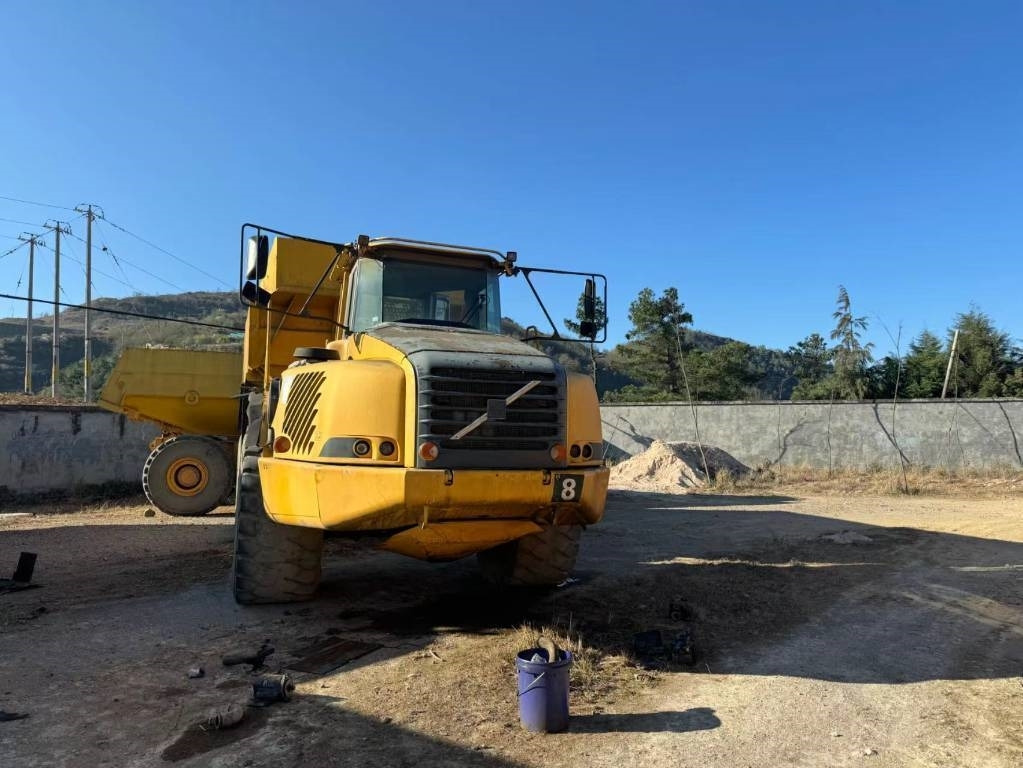 Volvo A 40 D - Kiepwagen met knikbesturing: afbeelding 5 Volvo A 40 D - Kiepwagen met knikbesturing: afbeelding 5